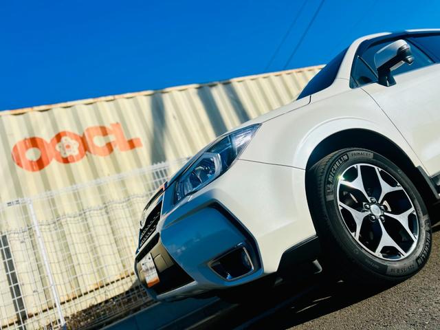 フォレスター Ｓ－リミテッド　４ＷＤ／アイサイト／Ｂｌｕｅｔｏｏｔｈ対応ＨＤＤナビＴＶ／バックカメラ／スマートキー／エンジンスターター／パドルシフト／ハーフレザーシート／パワーシート／シートヒーター／ＨＩＤヘッドライト／ＥＴＣ（7枚目）