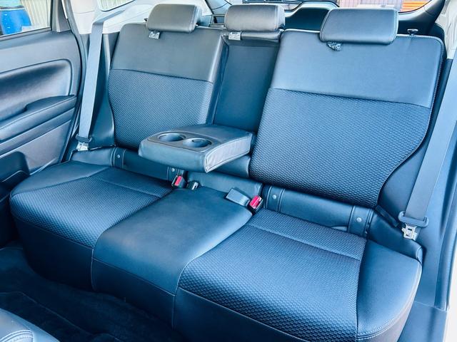 フォレスター Ｓ－リミテッド　４ＷＤ／アイサイト／Ｂｌｕｅｔｏｏｔｈ対応ＨＤＤナビＴＶ／バックカメラ／スマートキー／エンジンスターター／パドルシフト／ハーフレザーシート／パワーシート／シートヒーター／ＨＩＤヘッドライト／ＥＴＣ（13枚目）