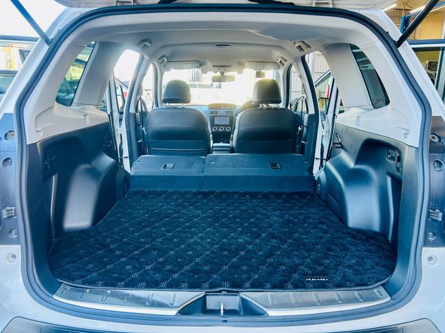 フォレスター Ｓ－リミテッド　４ＷＤ／アイサイト／Ｂｌｕｅｔｏｏｔｈ対応ＨＤＤナビＴＶ／バックカメラ／スマートキー／エンジンスターター／パドルシフト／ハーフレザーシート／パワーシート／シートヒーター／ＨＩＤヘッドライト／ＥＴＣ（15枚目）