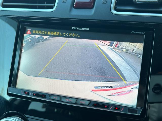 フォレスター Ｓ－リミテッド　４ＷＤ／アイサイト／Ｂｌｕｅｔｏｏｔｈ対応ＨＤＤナビＴＶ／バックカメラ／スマートキー／エンジンスターター／パドルシフト／ハーフレザーシート／パワーシート／シートヒーター／ＨＩＤヘッドライト／ＥＴＣ（17枚目）