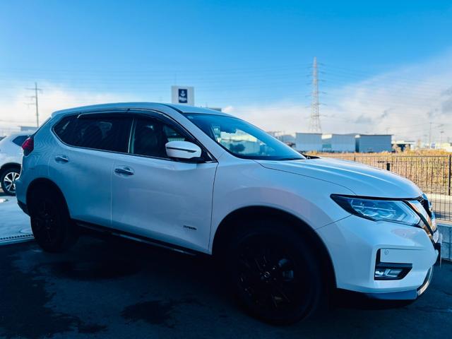 エクストレイル 20Xi ハイブリッド 切替4WD/プロパイロット/Bluetooth対応SDナビTV/アラウンドビューモニター/デジタルインナーミラー/パワーバックドア/全席シートヒーター/コーナーセンサー/ETC/前後ドライブレコーダー(3枚目)