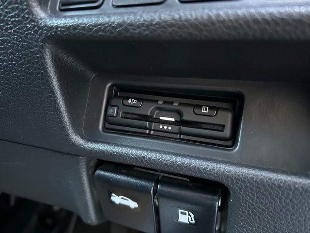 エクストレイル 20Xi ハイブリッド 切替4WD/プロパイロット/Bluetooth対応SDナビTV/アラウンドビューモニター/デジタルインナーミラー/パワーバックドア/全席シートヒーター/コーナーセンサー/ETC/前後ドライブレコーダー(27枚目)