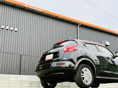 車輌入庫後、各動作、走行チェックなど４０項目以上の確認作業を徹底しております！ご成約後は認証自社整備工場にて、１２ヶ月又は２４ヶ月法定点検整備をしっかり行いますのでご安心下さい！ 4