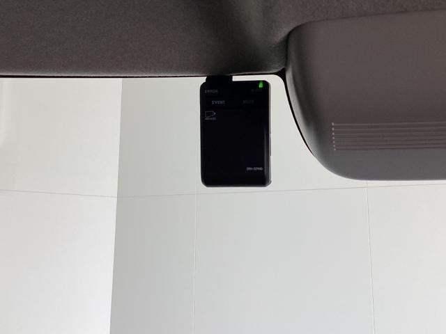 Ｎ－ＢＯＸ ベースグレード　ワンオーナー、当社デモカー　中古スタッドレスタイヤ、ドライブレコーダー前後装着＋ＥＴＣ付　フルセグＴＶ　ＤＶＤ再生　衝突軽減システム　スマートキ－　カーテンエアバック　イモビライザー　ＥＣＯモード（18枚目）