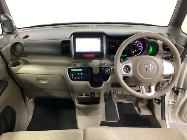 Ｎ－ＢＯＸ Ｇ・Ｌパッケージ　光触媒抗菌消臭施工済　Ｉ－ＳＴＯＰ　ベンチ席　カラーバックモニター　全席ＰＷ　イモビライザー　ナビテレビ　１セグ　ＡＡＣ　横滑り防止　スマートキー　ＡＢＳ　ＥＴＣ　キーレスＥ　パワーステアリング（5枚目）