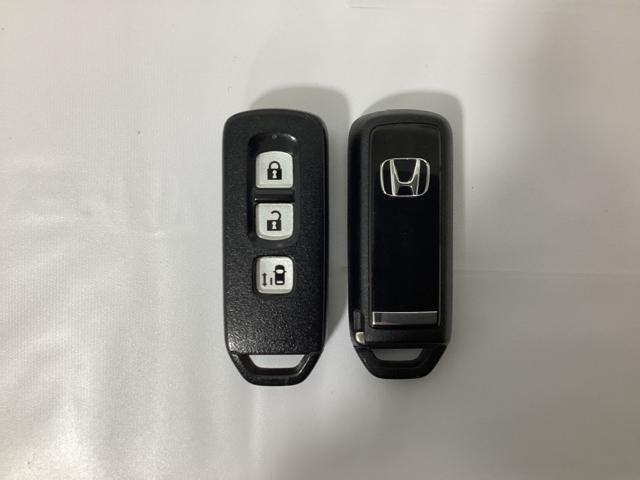 Ｎ－ＢＯＸ Ｇ・Ｌパッケージ　光触媒抗菌消臭施工済　Ｉ－ＳＴＯＰ　ベンチ席　カラーバックモニター　全席ＰＷ　イモビライザー　ナビテレビ　１セグ　ＡＡＣ　横滑り防止　スマートキー　ＡＢＳ　ＥＴＣ　キーレスＥ　パワーステアリング（12枚目）