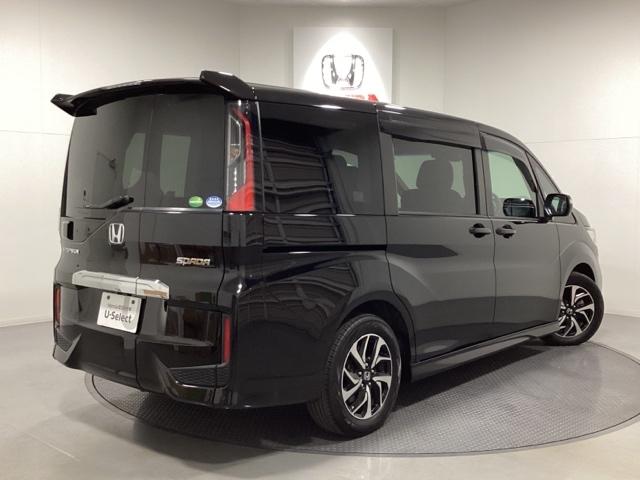 ステップワゴンスパーダ スパーダホンダセンシング 光触媒抗菌消臭施工済 盗難防止 助手席エアバッグ Wパワスラ リアオートエアコン 地デジ LEDライト 横滑り防止システム オートエアコン リアカメラ ドライブレコーダー装着車 USB ナビ&TV(3枚目)