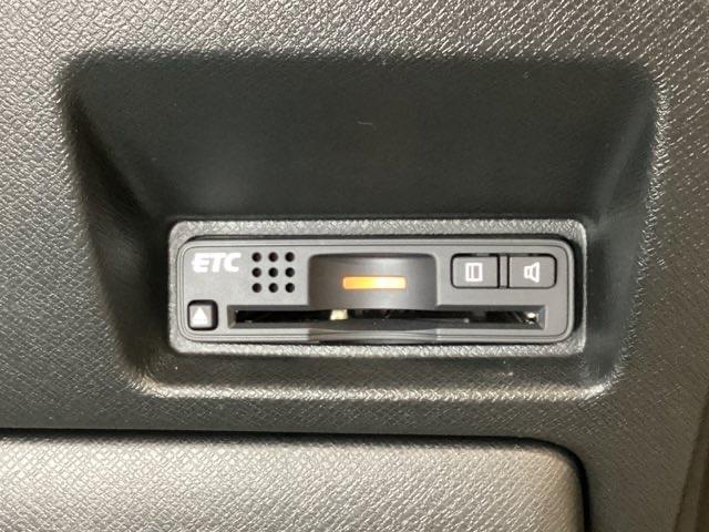ステップワゴンスパーダ Zクールスピリット 光触媒抗菌消臭施工済 バックカメ ダブルエアコン キーフリー ナビTV 横滑防止 DVD視聴可能 フルオートエアコン パワーウインドウ Aクルーズ 三列シート 運転席エアバック パワステ ABS(16枚目)