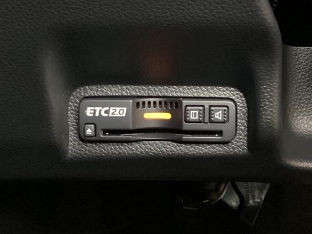 ヴェゼル Ｇ　中古スタッドレスタイヤ、純正メモリーナビ、ドライブレコーダー前後装着＋ＥＴＣ２．０付　当社デモカー　地デジ　リヤカメラ　フルオートエアコン　横滑り防止システム　パワーウインドウ　衝突被害軽減ブレーキ（19枚目）