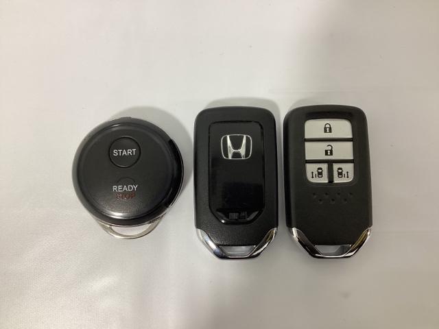 ステップワゴンスパーダ スパーダホンダセンシング ワンオーナー 7人乗り ETC2.0 前後ドライブレコーダー リモコンエンジンスターター フリップダウンモニター 光触媒抗菌消臭施工済 盗難防止 助手席エアバッグ ワンオーナ- フロントカメラ 地デジ(14枚目)