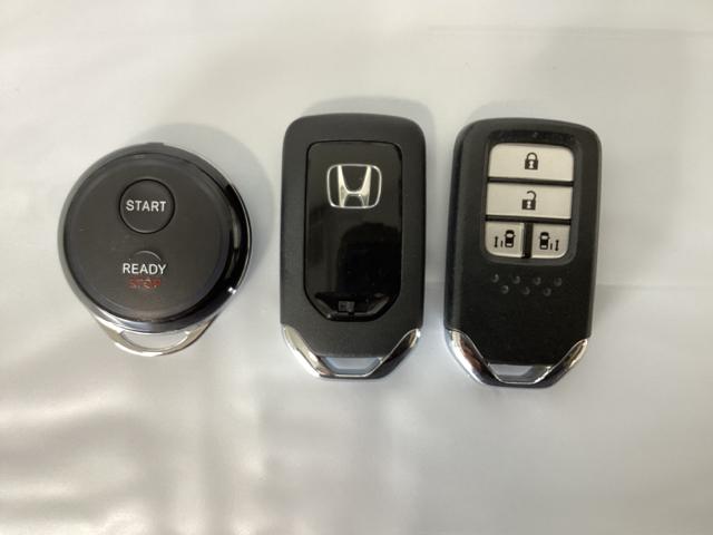 フリード G・ホンダセンシング ワンオーナー 6人乗り メモリーナビ DVD再生 CD ETC 光触媒抗菌消臭施工済 Fセグ 追突被害軽減ブレーキ iストップ Wエアバッグ パワーウィンドウ 1オ-ナ- スマートキ VSA エアコン(12枚目)