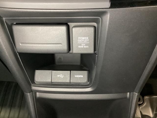 ステップワゴンスパーダ スパーダハイブリッドＧ・ＥＸホンダセンシング　ワンオーナー・７人乗り・ＥＴＣ・ナビ・ドラレコ・シートヒーター・光触媒抗菌消臭施工済　フルオートエアコン　キーフリー　Ｓヒーター　横滑防止　ＷＡＣ　セキュリティアラーム　ＤＶＤ再生可　パワーウインドウ（19枚目）