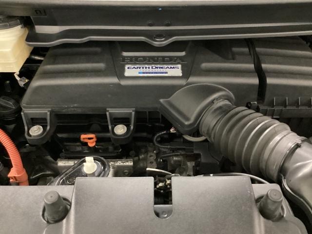 ステップワゴンスパーダ スパーダハイブリッドＧ・ＥＸホンダセンシング　ワンオーナー・７人乗り・ＥＴＣ・ナビ・ドラレコ・シートヒーター・光触媒抗菌消臭施工済　フルオートエアコン　キーフリー　Ｓヒーター　横滑防止　ＷＡＣ　セキュリティアラーム　ＤＶＤ再生可　パワーウインドウ（28枚目）