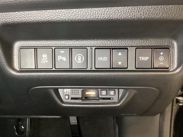 アコード ＥＸ　ワンオーナー　サンルーフ　前後ドライブレコーダー　レザーシート　シートヒーター　ブラインドスポットインフォメーション　光触媒抗菌消臭施工済　カーテンエアバッグ　イモビ　追突軽減ブレーキ　オートエアコン（16枚目）