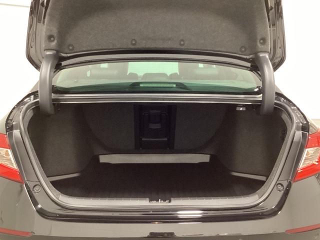 アコード ＥＸ　ワンオーナー　サンルーフ　前後ドライブレコーダー　レザーシート　シートヒーター　ブラインドスポットインフォメーション　光触媒抗菌消臭施工済　カーテンエアバッグ　イモビ　追突軽減ブレーキ　オートエアコン（26枚目）