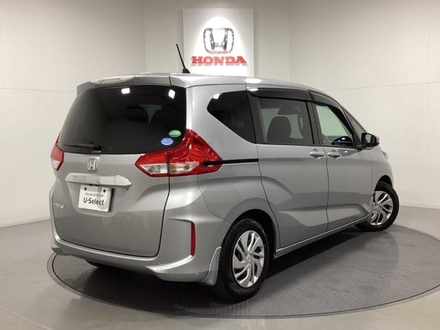 フリード Ｇ・ホンダセンシング　ワンオーナー　６人乗り　ＥＴＣ　フルセグＴＶ　バックカメラ　両側パワースライドドア　光触媒抗菌消臭施工済　Ｆセグ　追突被害軽減ブレーキ　ｉストップ　Ｗエアバッグ　パワーウィンドウ　１オ－ナ－　ＶＳＡ（3枚目）