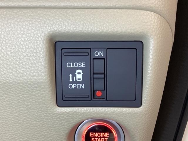 N-BOX G・Lホンダセンシング ワンオーナー シートヒーター フルセグTV ETC LEDライト 前後ドライブレコーダー 光触媒抗菌消臭施工済 レーダブレーキ Sヒータ Aストップ ESC キーフリーシステム オートライト バックM(14枚目)