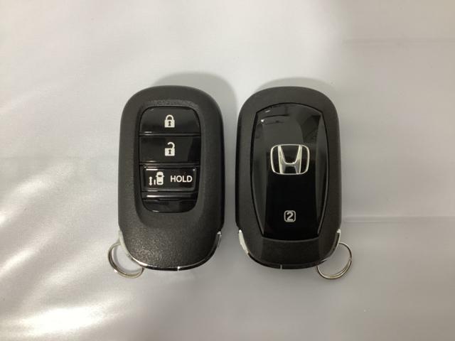 N-BOX ベースグレード ワンオーナー 中古スタッドレスタイヤ、純正メモリーナビ、ドライブレコーダー前後装着+ETC付 当社デモカー エアバック 横滑り防止 Dレコ 4WD車 Rカメ 前後ソナー LEDライト スマ-トキ-(16枚目)