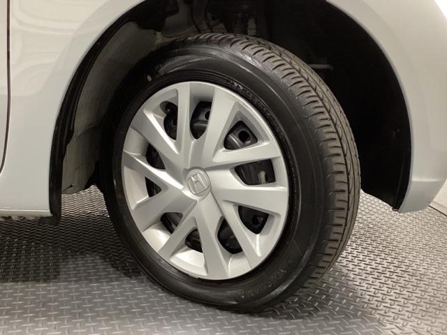 N-BOX ベースグレード ワンオーナー 中古スタッドレスタイヤ、純正メモリーナビ、ドライブレコーダー前後装着+ETC付 当社デモカー エアバック 横滑り防止 Dレコ 4WD車 Rカメ 前後ソナー LEDライト スマ-トキ-(28枚目)