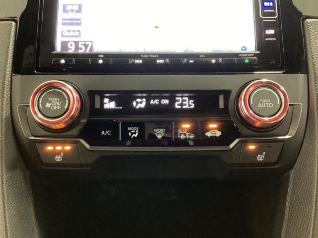 シビック ハッチバック いまコレ+新品・フロアカーペットマット付 ドライブレコーダー ETC 光触媒抗菌消臭施工済 追突軽減ブレーキ 盗難防止装置 Bモニター 横滑防止 Aライト シートヒーター付き LEDライト AAC(11枚目)