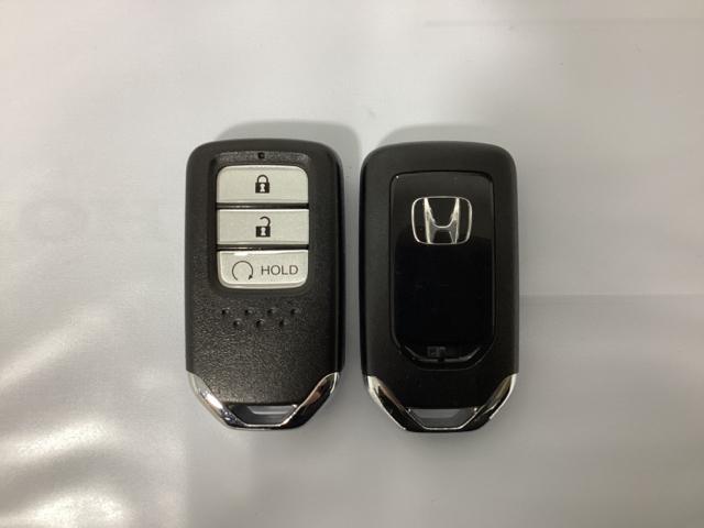 シビック ハッチバック いまコレ+新品・フロアカーペットマット付 ドライブレコーダー ETC 光触媒抗菌消臭施工済 追突軽減ブレーキ 盗難防止装置 Bモニター 横滑防止 Aライト シートヒーター付き LEDライト AAC(15枚目)