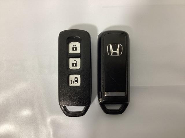 Ｎ－ＢＯＸ Ｇ・Ｌパッケージ　光触媒抗菌消臭施工済　Ｉ－ＳＴＯＰ　ベンチ席　全席ＰＷ　イモビライザー　ＡＡＣ　横滑り防止　スマートキー　ＡＢＳ　ＥＴＣ　ＵＳＢ接続　キーレスＥ　パワーステアリング　片側電動両側スライドドア（11枚目）