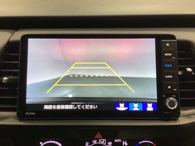 フィット e:HEVホーム フルセグTV バックカメラ 光触媒抗菌消臭施工済 前後誤発進抑制機能 クリソナ 助手席エアバッグ 運転席エアバッグ 1オナ アイドリングストップ LEDライト USB接続 ABS サイドエアバッグ(8枚目)