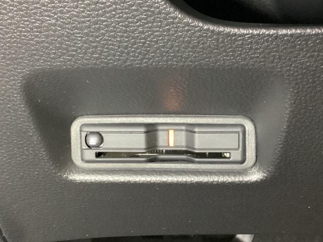 フィット e:HEVホーム フルセグTV バックカメラ 光触媒抗菌消臭施工済 前後誤発進抑制機能 クリソナ 助手席エアバッグ 運転席エアバッグ 1オナ アイドリングストップ LEDライト USB接続 ABS サイドエアバッグ(15枚目)