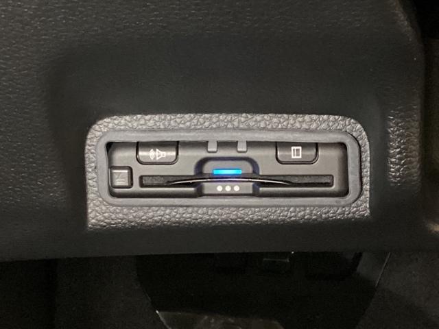 ヴェゼル e:HEVX 光触媒抗菌消臭施工済 前後障害物センサー AAC 1オーナ イモビライザー スマ-トキ- 誤発進抑制 PW リアカメラ クルコン ESC ETC装備 キーフリー LEDヘッドランプ ナビTV ABS(18枚目)