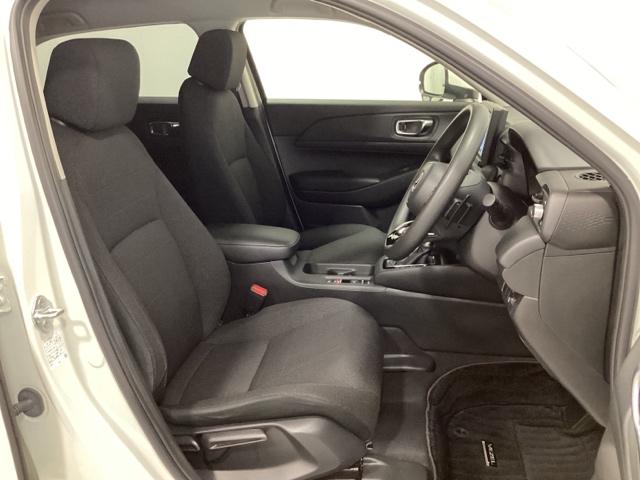 ヴェゼル e:HEVX 光触媒抗菌消臭施工済 前後障害物センサー AAC 1オーナ イモビライザー スマ-トキ- 誤発進抑制 PW リアカメラ クルコン ESC ETC装備 キーフリー LEDヘッドランプ ナビTV ABS(20枚目)