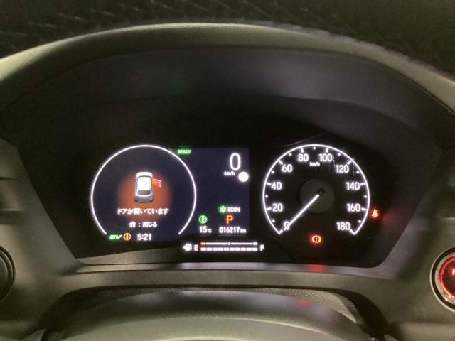 ヴェゼル e:HEVZ 中古スタッドレスタイヤ、純正メモリーナビ、ドライブレコーダー前後装着+ETC付 当社デモカー 盗難防止装置 1オーナー ドラレコ付き Rカメラ フルセグテレビ スマ-トキ- ETC車載器 Pセンサー(15枚目)