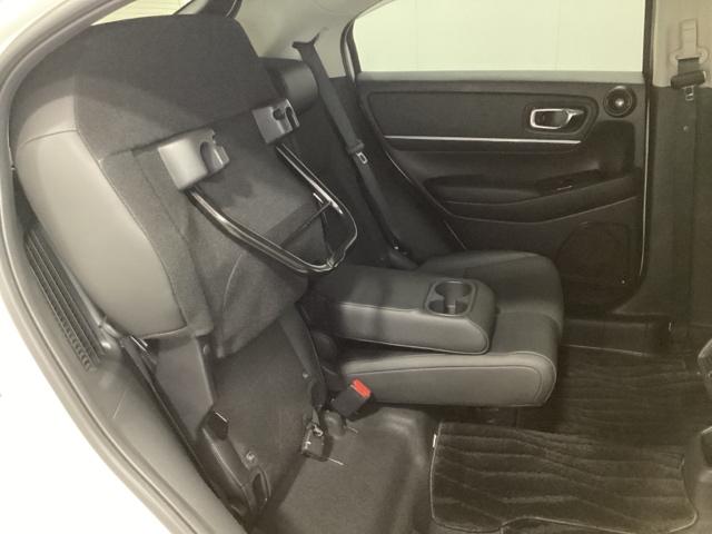 ヴェゼル e:HEVZ 中古スタッドレスタイヤ、純正メモリーナビ、ドライブレコーダー前後装着+ETC付 当社デモカー 盗難防止装置 1オーナー ドラレコ付き Rカメラ フルセグテレビ スマ-トキ- ETC車載器 Pセンサー(25枚目)