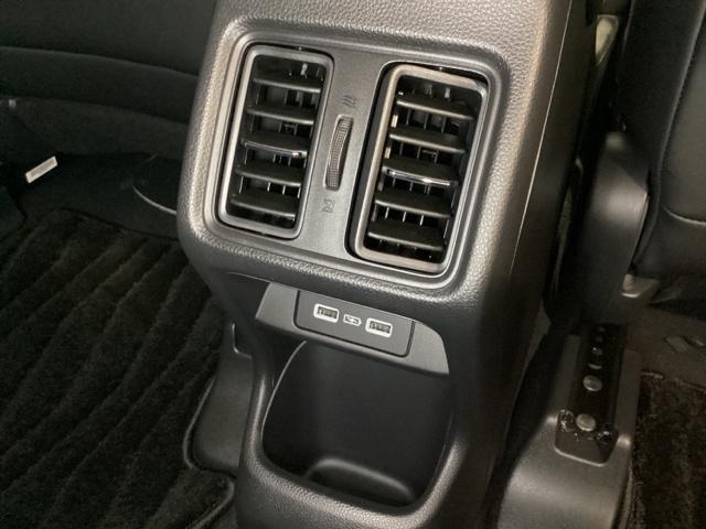 ヴェゼル e:HEVZ 中古スタッドレスタイヤ、純正メモリーナビ、ドライブレコーダー前後装着+ETC付 当社デモカー 盗難防止装置 1オーナー ドラレコ付き Rカメラ フルセグテレビ スマ-トキ- ETC車載器 Pセンサー(26枚目)