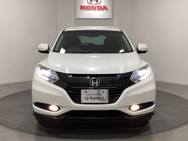 ヴェゼル X・ホンダセンシング 光触媒抗菌消臭施工済 シートヒーター Rカメラ Wエアバッグ 盗難防止 アクティブクルーズコントロール オートエアコン LEDランプ 衝突軽減ブレ-キ パワステ カーテンエアバック USBポート(2枚目)