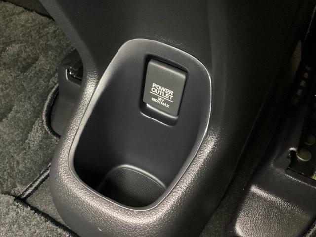 ヴェゼル X・ホンダセンシング 光触媒抗菌消臭施工済 シートヒーター Rカメラ Wエアバッグ 盗難防止 アクティブクルーズコントロール オートエアコン LEDランプ 衝突軽減ブレ-キ パワステ カーテンエアバック USBポート(18枚目)