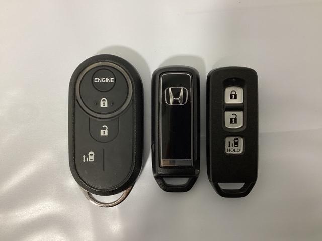 N-BOXカスタム L ドライブレコーダー前後 シートヒーター リモコンエンジンスターター 光触媒抗菌消臭施工済 Pソナー 1オーナー サイドエアバッグ ナビTV Aストップ ベンチシート キーフリーシステム LEDライト(13枚目)