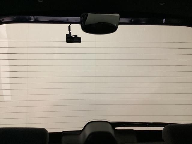 N-BOXカスタム L ドライブレコーダー前後 シートヒーター リモコンエンジンスターター 光触媒抗菌消臭施工済 Pソナー 1オーナー サイドエアバッグ ナビTV Aストップ ベンチシート キーフリーシステム LEDライト(18枚目)