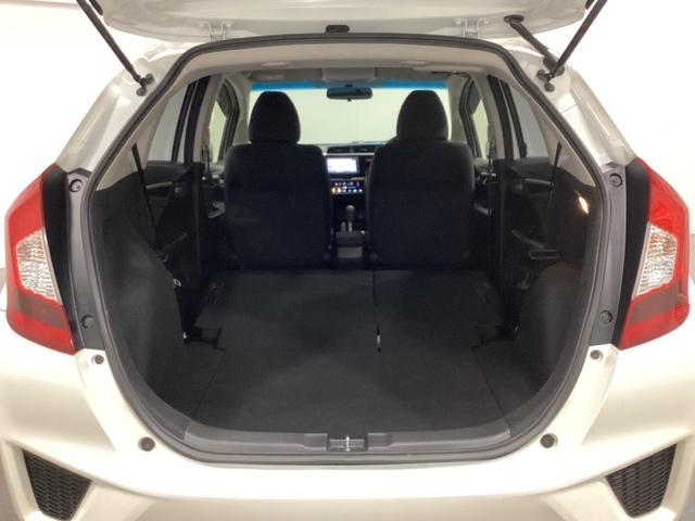 フィット １３Ｇ・Ｆパッケージファインエディション　ワンオーナー　フルセグＴＶ　ＤＶＤ再生　バックカメラ　リモコンエンジンスターター付　光触媒抗菌消臭施工済　インテリキー　１オ－ナ－　イモビライザー　ＡＵＴＯエアコン　Ｒカメラ　横滑り防止装置　キーレス（19枚目）