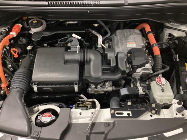 フィット e:HEVホーム ワンオーナー 中古スタッドレスタイヤ、純正メモリーナビ、ドライブレコーダー前後装着+ETC付 当社デモカー 前後誤発進抑制機能 クリソナ 助手席エアバッグ 運転席エアバッグ 1オナ LEDライト(26枚目)