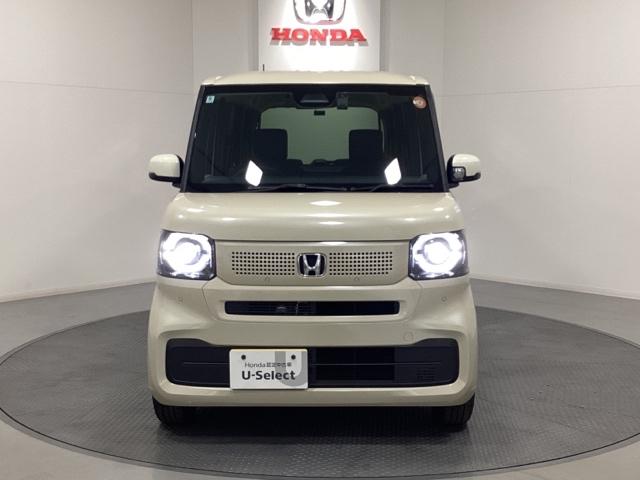 Ｎ－ＢＯＸ ファッションスタイル　ワンオーナー　中古スタッドレスタイヤ、純正メモリーナビ、ドライブレコーダー前後装着＋ＥＴＣ付　フルセグＴＶ　コネクト対応ナビ　ＤＶＤ再生　ソナー　盗難防止装置　スマートキ　ＵＳＢポート　ＬＥＤランプ（4枚目）