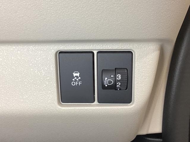 Ｎ－ＢＯＸ ファッションスタイル　ワンオーナー　中古スタッドレスタイヤ、純正メモリーナビ、ドライブレコーダー前後装着＋ＥＴＣ付　フルセグＴＶ　コネクト対応ナビ　ＤＶＤ再生　ソナー　盗難防止装置　スマートキ　ＵＳＢポート　ＬＥＤランプ（18枚目）