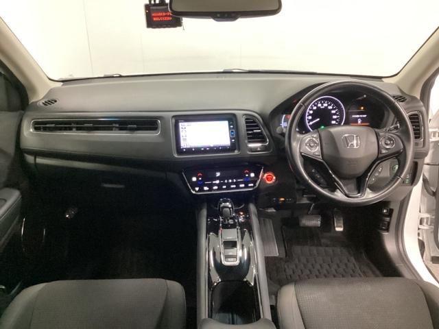 ヴェゼル ハイブリッドＸ・ホンダセンシング　ワンオーナー　前後ドライブレコーダー（社外）　シートヒーター　ＥＴＣ　フルセグＴＶ　ＤＶＤ再生　光触媒抗菌消臭施工済　シ－トヒ－タ－　横滑防止　Ｒカメラ　スマ－トキ－　クルコン　サイドエアバック（5枚目）
