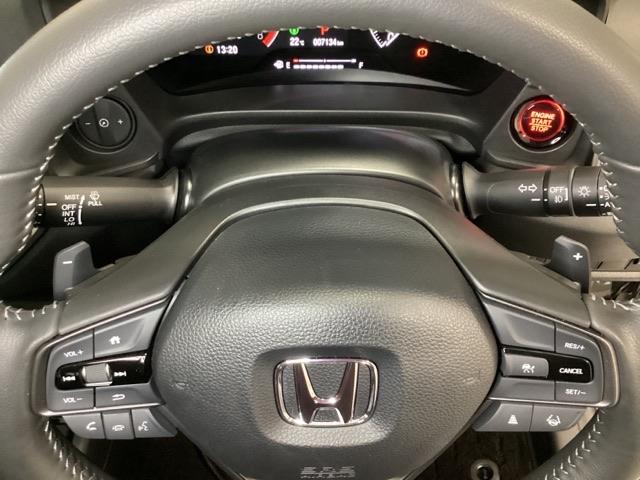 WR-V Z 中古スタッドレスタイヤ 純正メモリーナビ ドライブレコーダー前後装着+ETC付 当社デモカー ソナー 盗難防止装置 誤発進抑制 Rカメラ ワンオーナー USB ESC LEDライト ABS ドラレコ(15枚目)