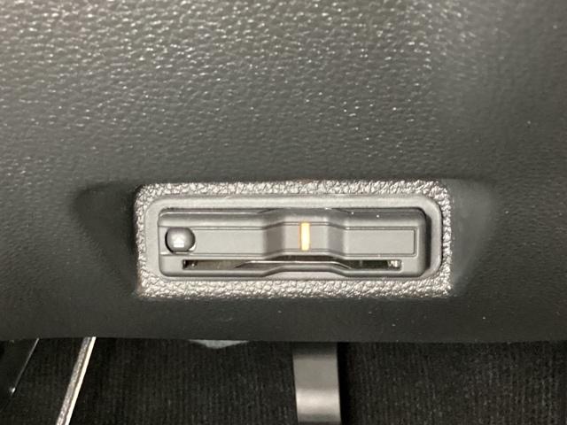 WR-V Z 中古スタッドレスタイヤ 純正メモリーナビ ドライブレコーダー前後装着+ETC付 当社デモカー ソナー 盗難防止装置 誤発進抑制 Rカメラ ワンオーナー USB ESC LEDライト ABS ドラレコ(18枚目)