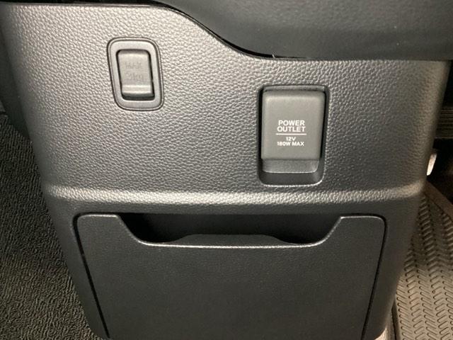 Ｎ－ＢＯＸカスタム Ｇ・Ｌホンダセンシング　純正メモリーナビ　Ｂｌｕｅｔｏｏｔｈオーディオ機能　バックカメラ　ホンダセンシング　両側電動スライドドア　ＬＥＤヘッドライト　ドライブレコーダー前後　シートヒーター装備　光触媒抗菌消臭施工済　キーレス（19枚目）