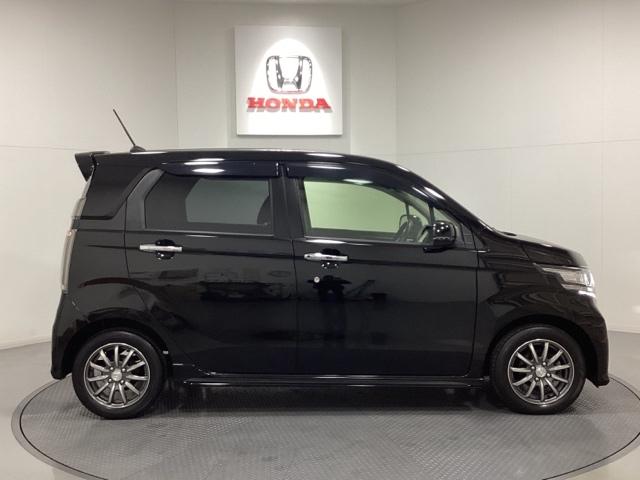 Ｎ－ＷＧＮカスタム Ｇ・ターボパッケージ　新品フロアカーペットマット付　光触媒抗菌消臭施工済　地デジフルセグ　横滑り防止システム　追突被害軽減ブレーキ　ＥＣＯＮモード　ＷＳＲＳ　ナビ＆ＴＶ　イモビ　サイドエアバッグ　オートクルーズ　キーフリー（4枚目）