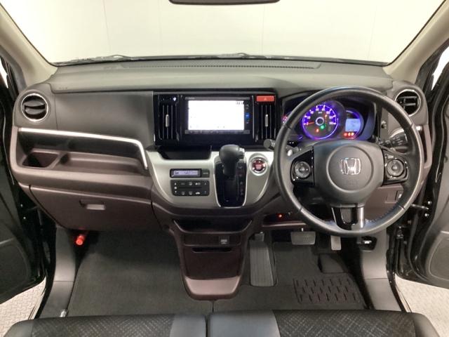 Ｎ－ＷＧＮカスタム Ｇ・ターボパッケージ　新品フロアカーペットマット付　光触媒抗菌消臭施工済　地デジフルセグ　横滑り防止システム　追突被害軽減ブレーキ　ＥＣＯＮモード　ＷＳＲＳ　ナビ＆ＴＶ　イモビ　サイドエアバッグ　オートクルーズ　キーフリー（5枚目）