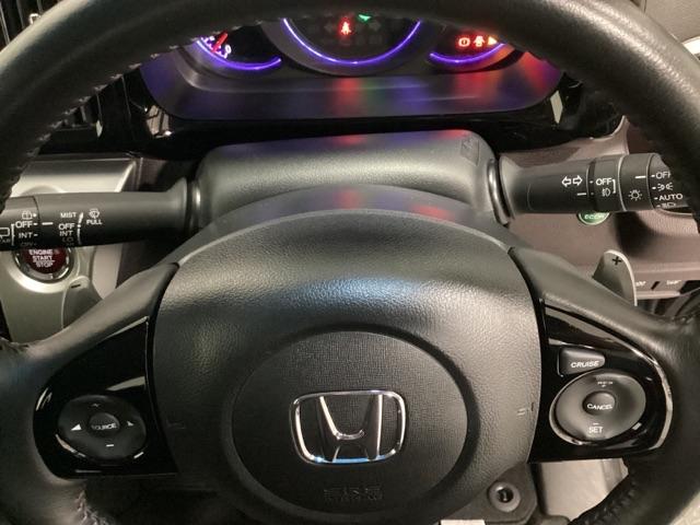 Ｎ－ＷＧＮカスタム Ｇ・ターボパッケージ　新品フロアカーペットマット付　光触媒抗菌消臭施工済　地デジフルセグ　横滑り防止システム　追突被害軽減ブレーキ　ＥＣＯＮモード　ＷＳＲＳ　ナビ＆ＴＶ　イモビ　サイドエアバッグ　オートクルーズ　キーフリー（12枚目）