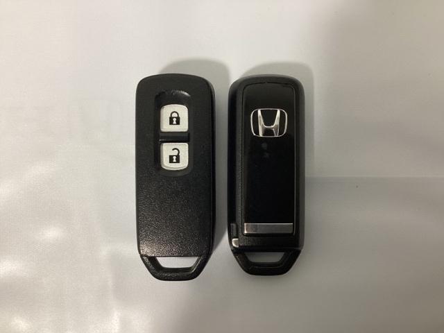 Ｎ－ＷＧＮカスタム Ｇ・ターボパッケージ　新品フロアカーペットマット付　光触媒抗菌消臭施工済　地デジフルセグ　横滑り防止システム　追突被害軽減ブレーキ　ＥＣＯＮモード　ＷＳＲＳ　ナビ＆ＴＶ　イモビ　サイドエアバッグ　オートクルーズ　キーフリー（13枚目）