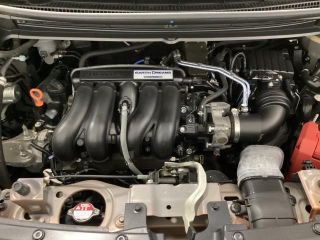 フリード+ クロスター・ホンダセンシング 光触媒抗菌消臭施工済 イモビ USB接続 スマキー Wパワスラ 1オーナー キーレス ナビTV リアカメラ オートクルーズコントロール VSA エコアイドル オートエアコン ETC車載器 DVD再生(23枚目)